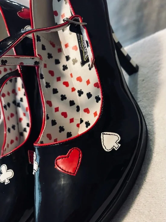 Almost Brand New Eye-Catching Heels By FUNTASTIC - Size 8.5 - Heel 4” -  Box 1B - Picture 5 of 8